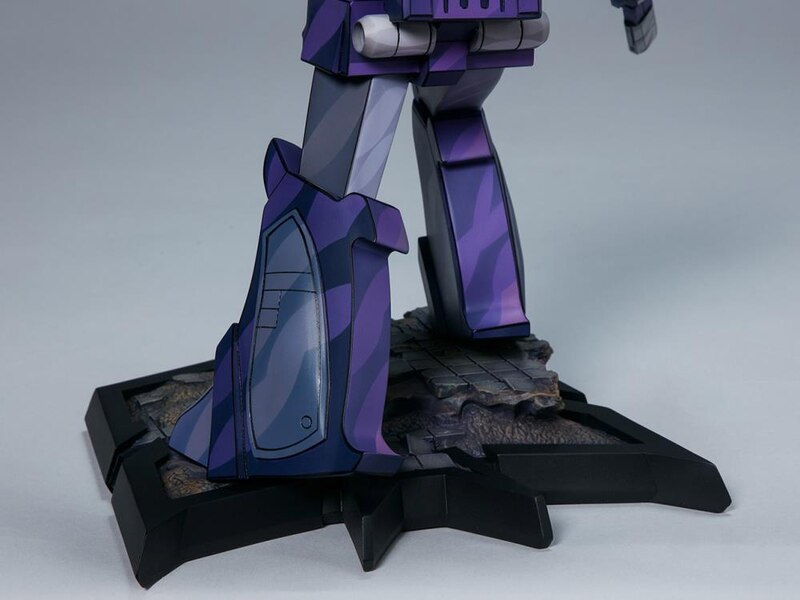 Transformers Classic Scale Shockwave Statue  (16 of 24)